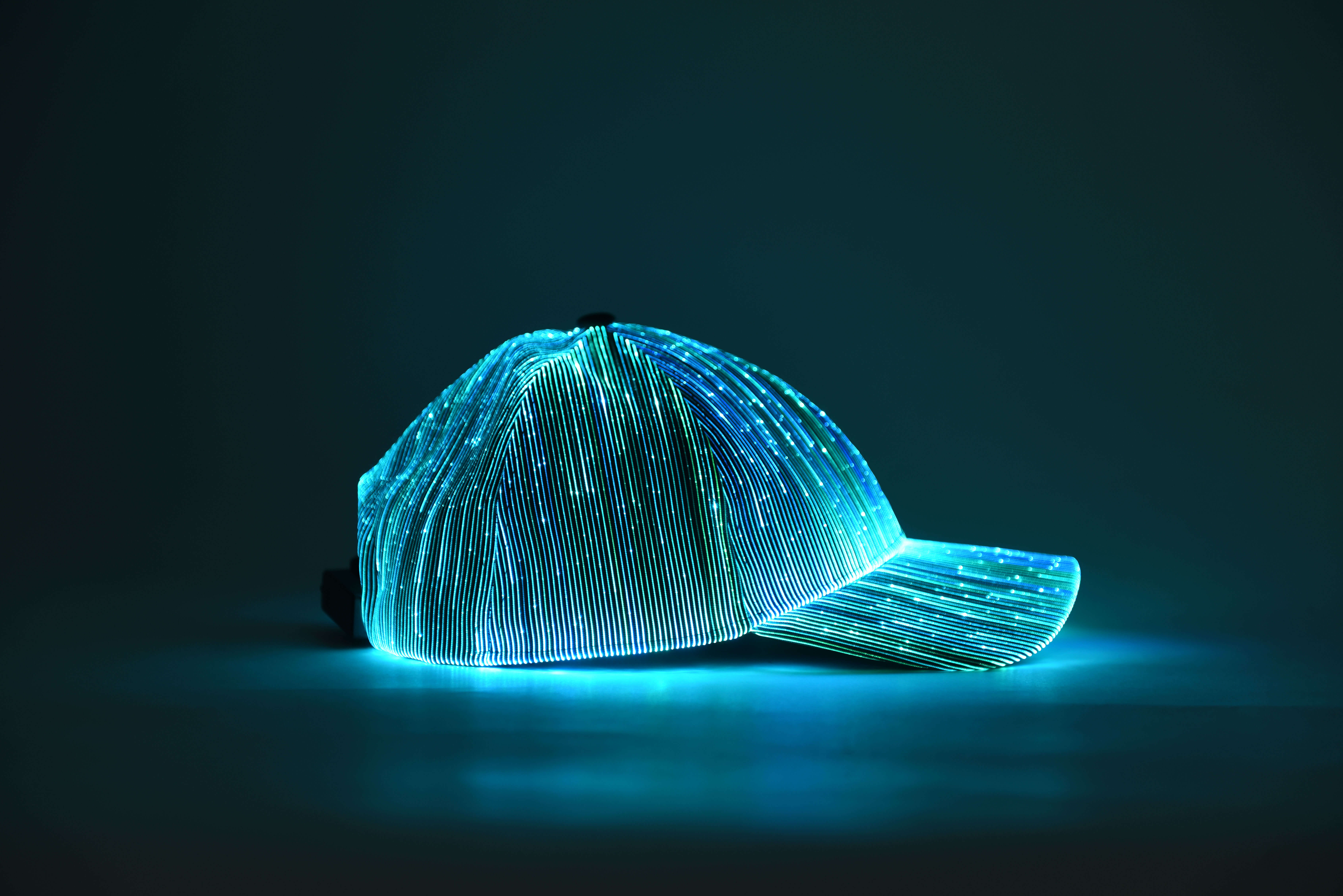 Glowing baseball cap