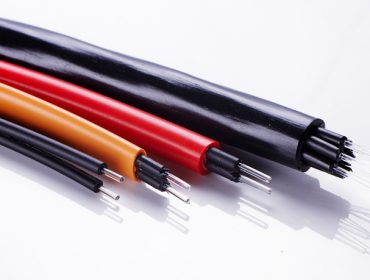 indoor FTTH fiber optical cable fiber optic patch cord communication purpose glow optical fibre cable